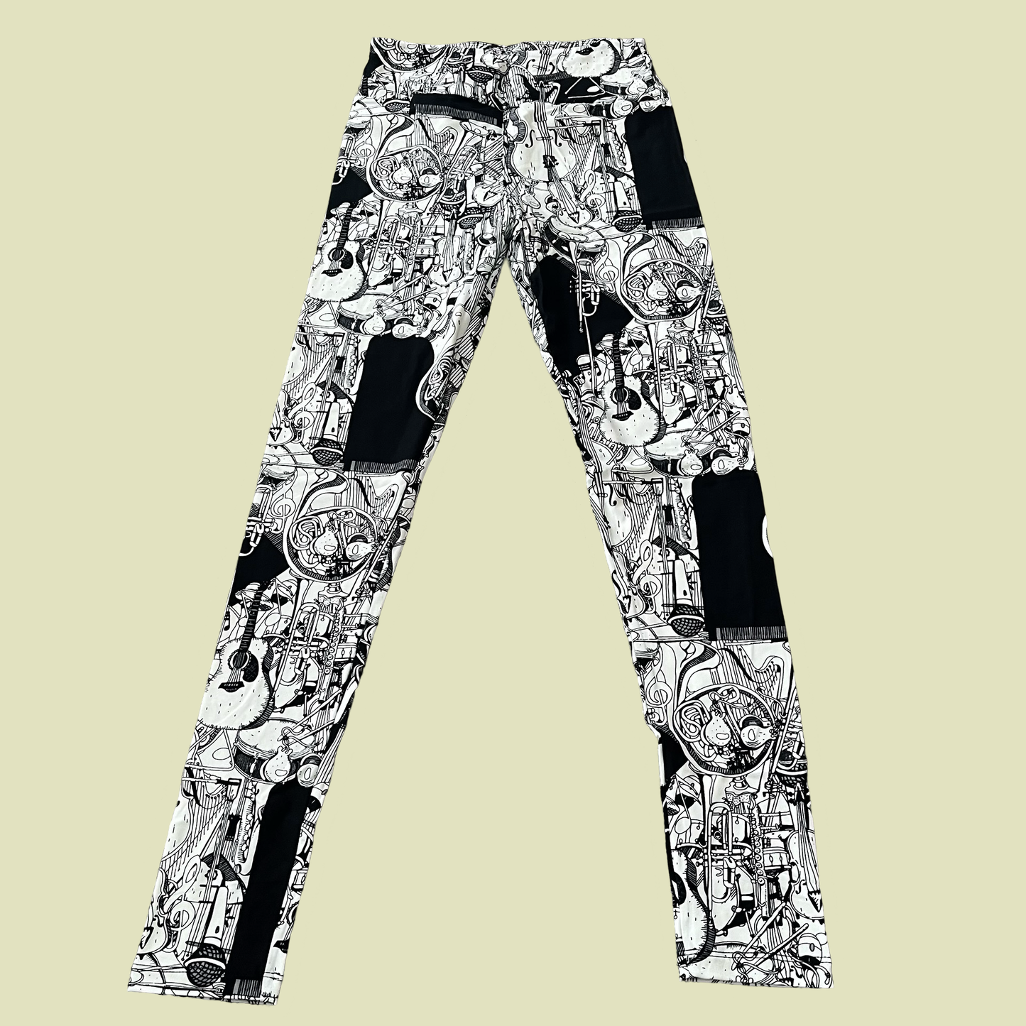 Lularoe Black and White Orchestra Leggings